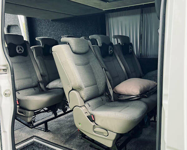 Білий Мерседес Sprinter, об'ємом двигуна 2.14 л та пробігом 517 тис. км за 22500 $, фото 6 на Automoto.ua