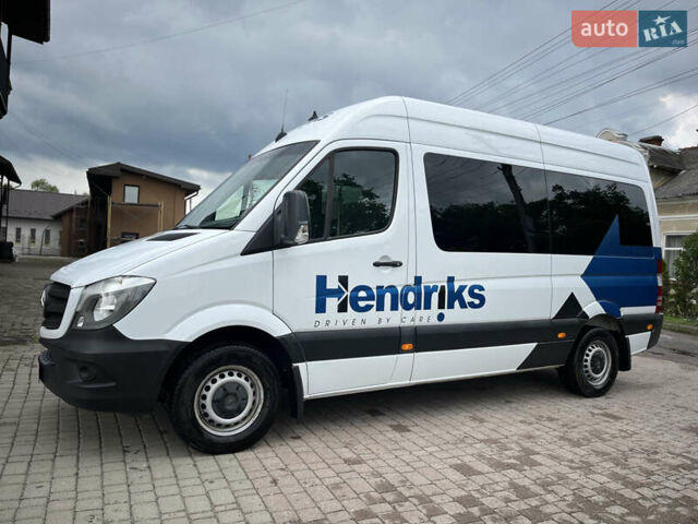 Белый Мерседес Sprinter, объемом двигателя 0 л и пробегом 280 тыс. км за 18700 $, фото 2 на Automoto.ua
