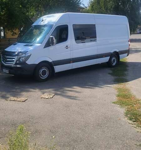 Белый Мерседес Sprinter, объемом двигателя 2.1 л и пробегом 470 тыс. км за 24000 $, фото 1 на Automoto.ua