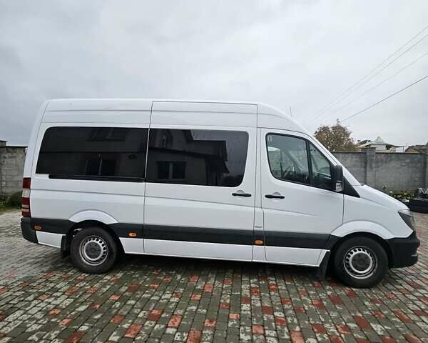Білий Мерседес Sprinter, об'ємом двигуна 2.14 л та пробігом 320 тис. км за 25600 $, фото 2 на Automoto.ua