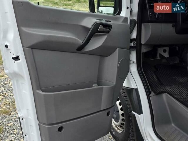 Білий Мерседес Sprinter, об'ємом двигуна 2.2 л та пробігом 640 тис. км за 19999 $, фото 27 на Automoto.ua