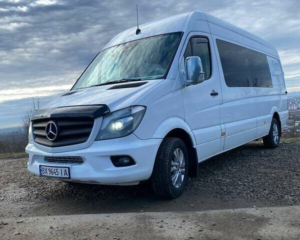 Белый Мерседес Sprinter, объемом двигателя 3 л и пробегом 760 тыс. км за 30500 $, фото 2 на Automoto.ua