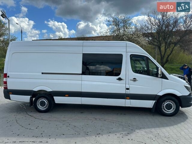 Белый Мерседес Sprinter, объемом двигателя 2.2 л и пробегом 480 тыс. км за 21500 $, фото 2 на Automoto.ua