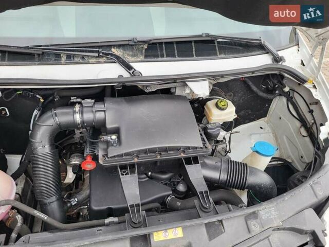 Белый Мерседес Sprinter, объемом двигателя 0 л и пробегом 410 тыс. км за 39000 $, фото 17 на Automoto.ua