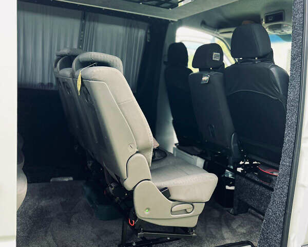 Білий Мерседес Sprinter, об'ємом двигуна 2.14 л та пробігом 517 тис. км за 22500 $, фото 7 на Automoto.ua