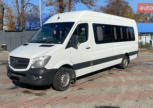 Мерседес Sprinter 2015 в Запорожье на Automoto.ua Белый Мерседес Sprinter, объемом двигателя 2.2 л и пробегом 800 тыс. км за 22499 $, фото 2 на Automoto.ua
