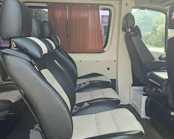 Білий Мерседес Sprinter, об'ємом двигуна 2.14 л та пробігом 370 тис. км за 18000 $, фото 3 на Automoto.ua