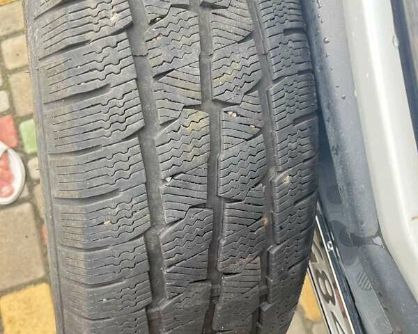 Белый Мерседес Sprinter, объемом двигателя 2.1 л и пробегом 470 тыс. км за 24000 $, фото 16 на Automoto.ua