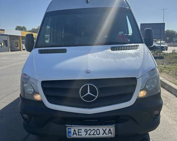 Белый Мерседес Sprinter, объемом двигателя 2.14 л и пробегом 100 тыс. км за 29000 $, фото 3 на Automoto.ua