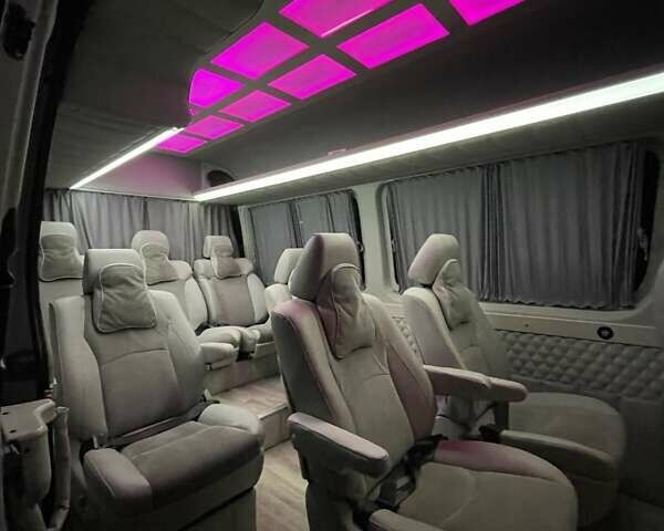 Белый Мерседес Sprinter, объемом двигателя 3 л и пробегом 760 тыс. км за 30500 $, фото 3 на Automoto.ua