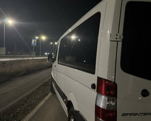 Белый Мерседес Sprinter, объемом двигателя 2.3 л и пробегом 4 тыс. км за 18500 $, фото 4 на Automoto.ua
