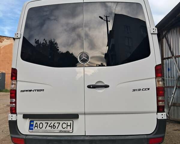 Белый Мерседес Sprinter, объемом двигателя 2.14 л и пробегом 380 тыс. км за 21000 $, фото 12 на Automoto.ua