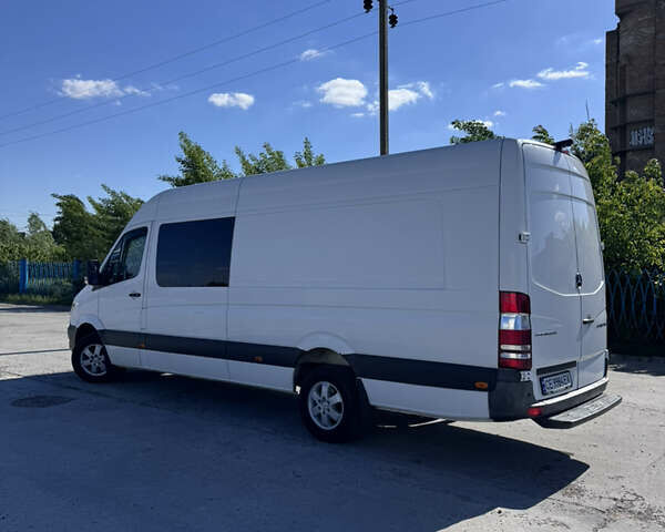 Белый Мерседес Sprinter, объемом двигателя 3 л и пробегом 315 тыс. км за 44000 $, фото 7 на Automoto.ua