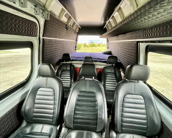 Белый Мерседес Sprinter, объемом двигателя 2.1 л и пробегом 545 тыс. км за 23990 $, фото 8 на Automoto.ua