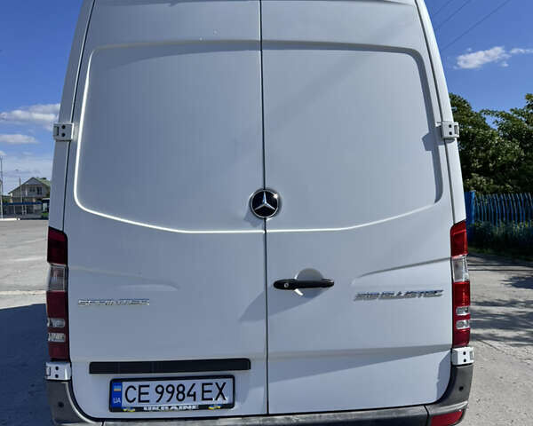 Белый Мерседес Sprinter, объемом двигателя 3 л и пробегом 315 тыс. км за 44000 $, фото 10 на Automoto.ua