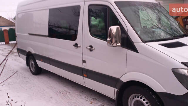 Белый Мерседес Sprinter, объемом двигателя 2.14 л и пробегом 452 тыс. км за 23999 $, фото 2 на Automoto.ua