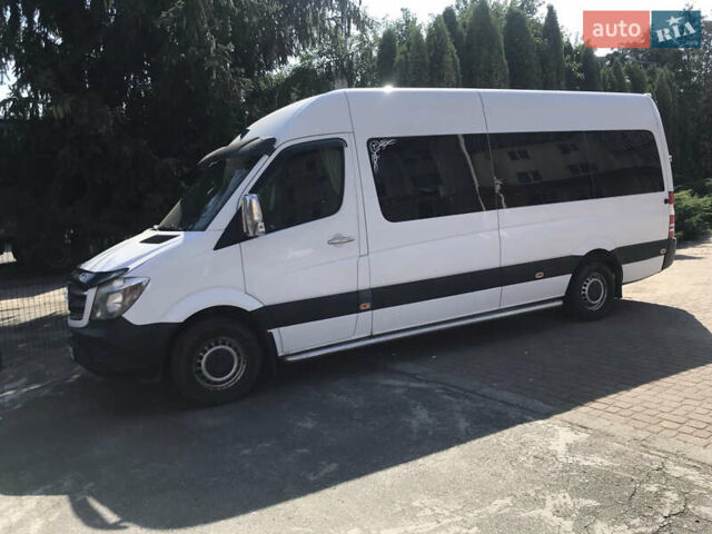 Белый Мерседес Sprinter, объемом двигателя 2.87 л и пробегом 650 тыс. км за 19000 $, фото 4 на Automoto.ua