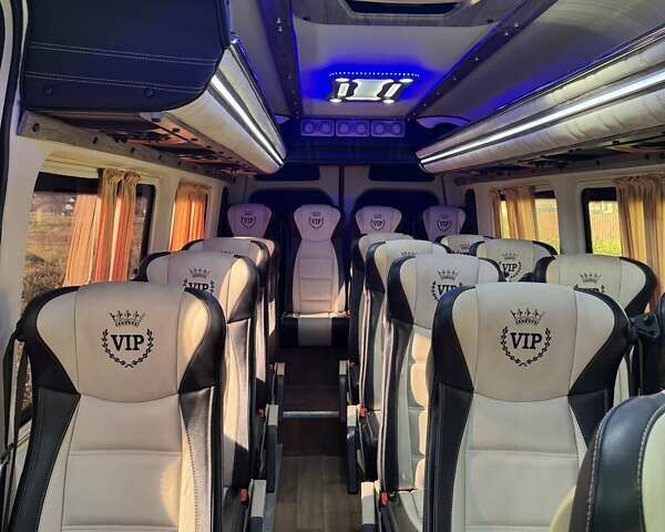 Белый Мерседес Sprinter, объемом двигателя 2.99 л и пробегом 272 тыс. км за 48000 $, фото 8 на Automoto.ua