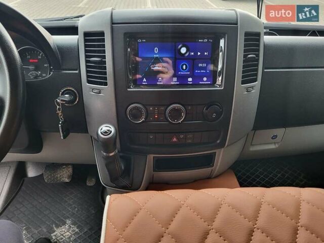 Белый Мерседес Sprinter, объемом двигателя 0 л и пробегом 410 тыс. км за 39000 $, фото 20 на Automoto.ua