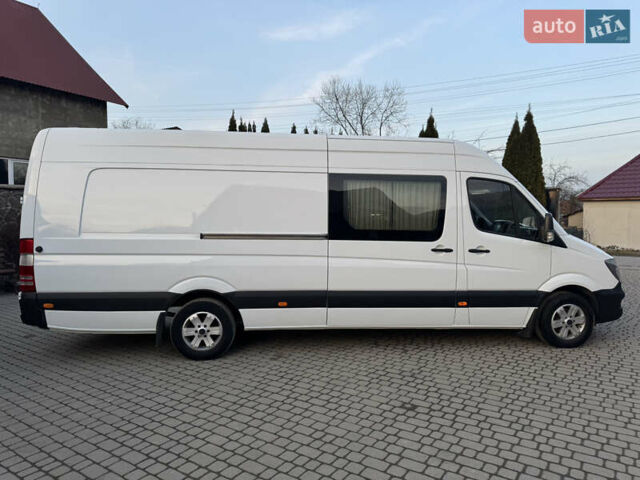 Белый Мерседес Sprinter, объемом двигателя 2.14 л и пробегом 564 тыс. км за 22999 $, фото 6 на Automoto.ua