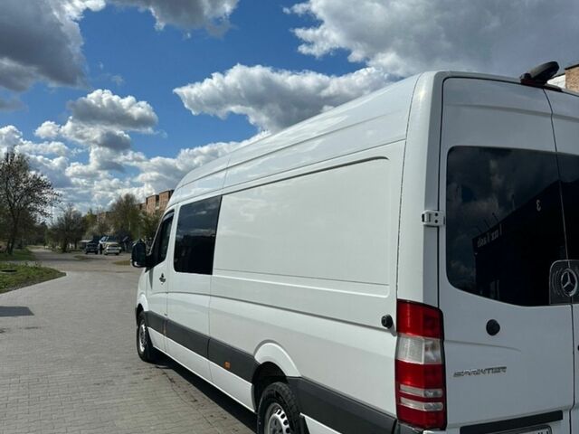 Белый Мерседес Sprinter, объемом двигателя 2.2 л и пробегом 480 тыс. км за 21500 $, фото 5 на Automoto.ua
