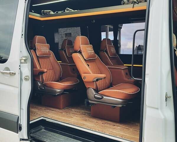 Белый Мерседес Sprinter, объемом двигателя 0 л и пробегом 410 тыс. км за 39000 $, фото 15 на Automoto.ua