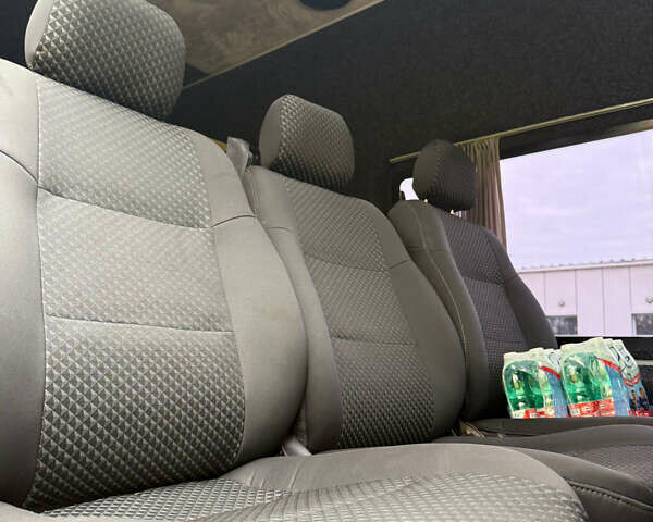 Білий Мерседес Sprinter, об'ємом двигуна 2.99 л та пробігом 740 тис. км за 27000 $, фото 5 на Automoto.ua