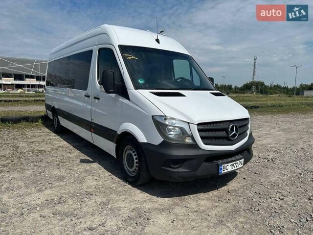 Белый Мерседес Sprinter, объемом двигателя 2.1 л и пробегом 339 тыс. км за 24300 $, фото 8 на Automoto.ua