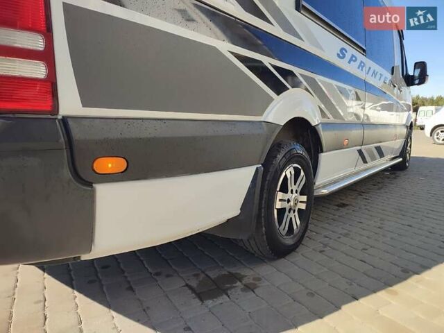 Белый Мерседес Sprinter, объемом двигателя 2.1 л и пробегом 800 тыс. км за 22000 $, фото 8 на Automoto.ua