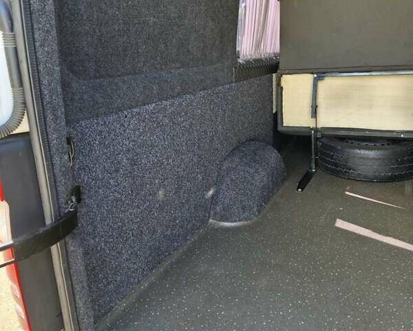 Белый Мерседес Sprinter, объемом двигателя 2.14 л и пробегом 338 тыс. км за 24700 $, фото 15 на Automoto.ua