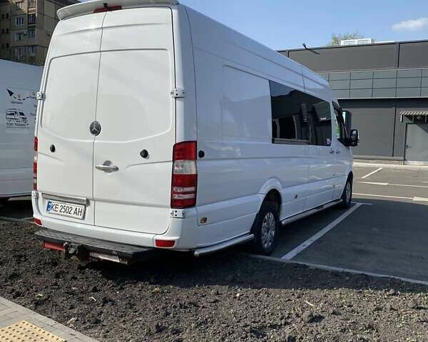 Белый Мерседес Sprinter, объемом двигателя 2.14 л и пробегом 530 тыс. км за 21500 $, фото 7 на Automoto.ua