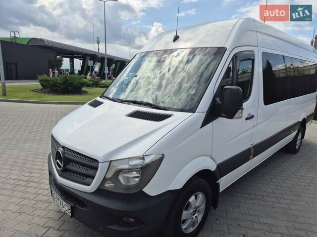 Белый Мерседес Sprinter, объемом двигателя 2.99 л и пробегом 669 тыс. км за 30500 $, фото 15 на Automoto.ua