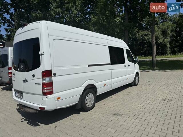 Білий Мерседес Sprinter, об'ємом двигуна 2.1 л та пробігом 570 тис. км за 24999 $, фото 2 на Automoto.ua