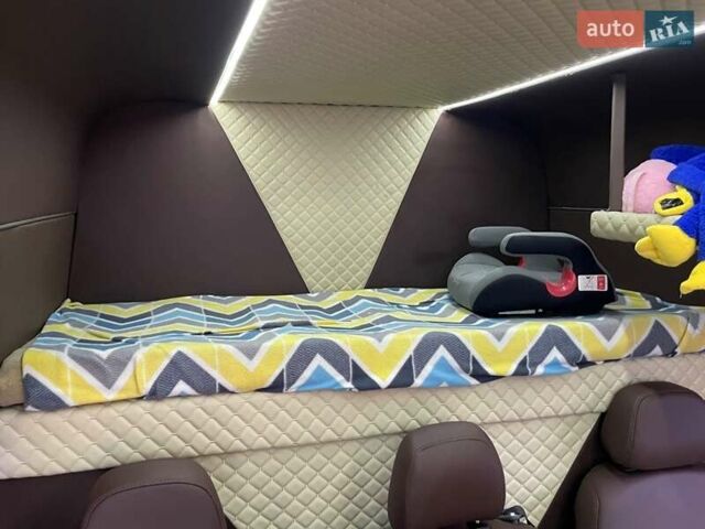 Белый Мерседес Sprinter, объемом двигателя 2.2 л и пробегом 737 тыс. км за 25000 $, фото 45 на Automoto.ua