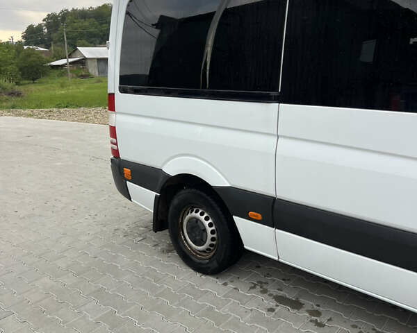 Белый Мерседес Sprinter, объемом двигателя 0 л и пробегом 390 тыс. км за 21000 $, фото 10 на Automoto.ua