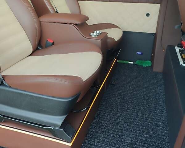 Белый Мерседес Sprinter, объемом двигателя 2.1 л и пробегом 800 тыс. км за 22000 $, фото 31 на Automoto.ua