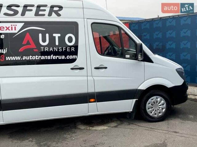 Белый Мерседес Sprinter, объемом двигателя 2.2 л и пробегом 737 тыс. км за 25000 $, фото 18 на Automoto.ua