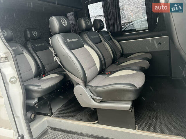 Белый Мерседес Sprinter, объемом двигателя 2.14 л и пробегом 550 тыс. км за 38800 $, фото 1 на Automoto.ua