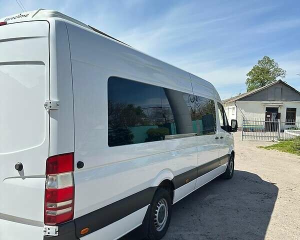 Белый Мерседес Sprinter, объемом двигателя 2.3 л и пробегом 252 тыс. км за 33900 $, фото 6 на Automoto.ua