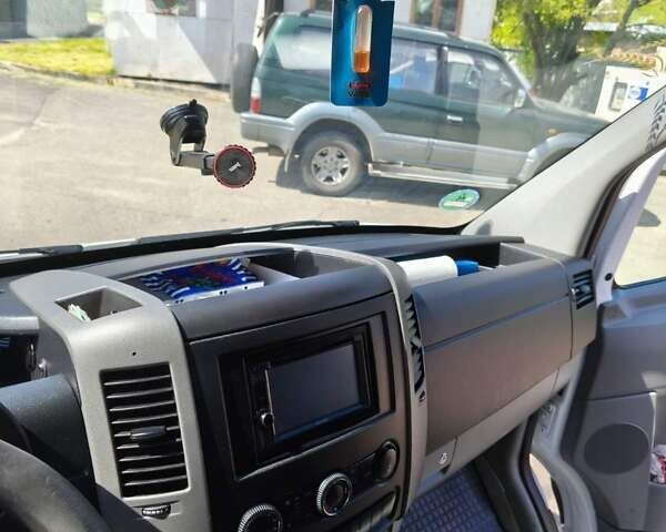 Белый Мерседес Sprinter, объемом двигателя 2.14 л и пробегом 338 тыс. км за 24700 $, фото 27 на Automoto.ua