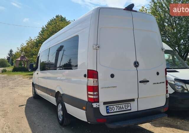 Белый Мерседес Sprinter, объемом двигателя 2.2 л и пробегом 345 тыс. км за 32999 $, фото 6 на Automoto.ua