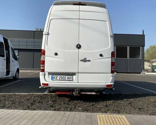 Белый Мерседес Sprinter, объемом двигателя 2.14 л и пробегом 530 тыс. км за 21500 $, фото 19 на Automoto.ua