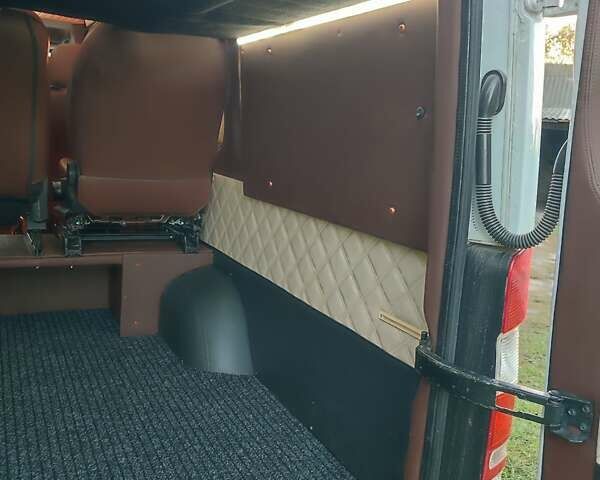 Белый Мерседес Sprinter, объемом двигателя 2.1 л и пробегом 800 тыс. км за 22000 $, фото 29 на Automoto.ua