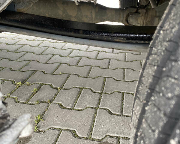 Белый Мерседес Sprinter, объемом двигателя 2.1 л и пробегом 325 тыс. км за 25000 $, фото 28 на Automoto.ua