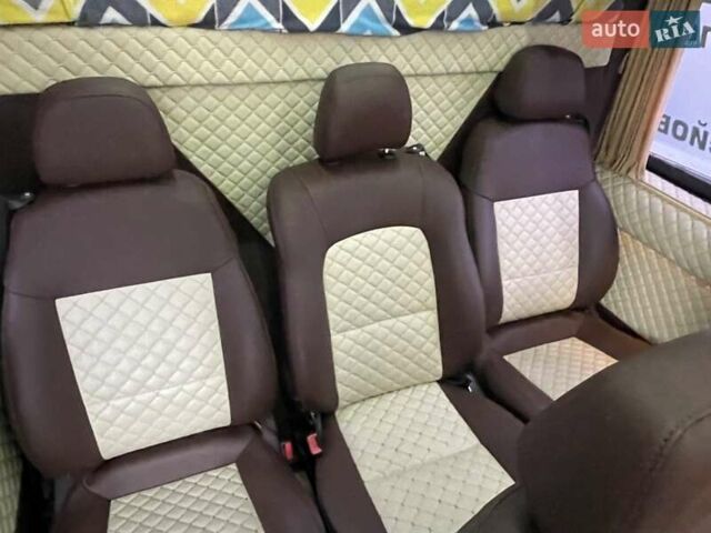 Белый Мерседес Sprinter, объемом двигателя 2.2 л и пробегом 737 тыс. км за 25000 $, фото 44 на Automoto.ua