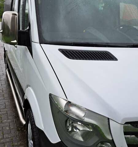 Белый Мерседес Sprinter, объемом двигателя 2.14 л и пробегом 193 тыс. км за 18500 $, фото 5 на Automoto.ua