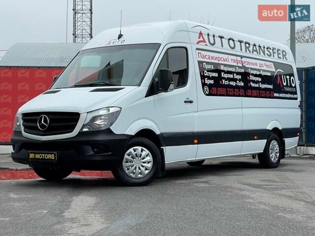 Белый Мерседес Sprinter, объемом двигателя 2.2 л и пробегом 737 тыс. км за 25000 $, фото 1 на Automoto.ua
