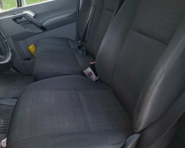 Білий Мерседес Sprinter, об'ємом двигуна 2.2 л та пробігом 3 тис. км за 17457 $, фото 1 на Automoto.ua