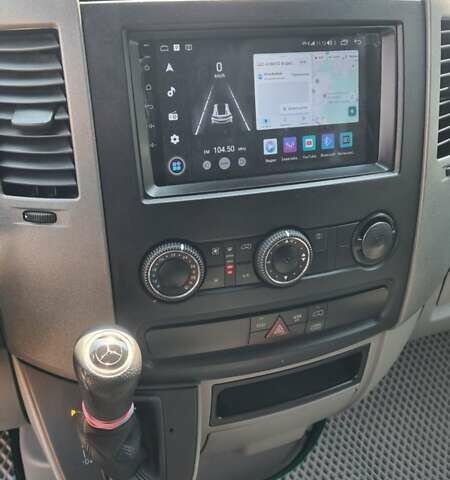 Белый Мерседес Sprinter, объемом двигателя 2.2 л и пробегом 345 тыс. км за 32999 $, фото 17 на Automoto.ua