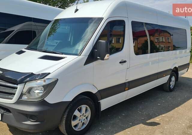 Белый Мерседес Sprinter, объемом двигателя 2.2 л и пробегом 345 тыс. км за 32999 $, фото 9 на Automoto.ua